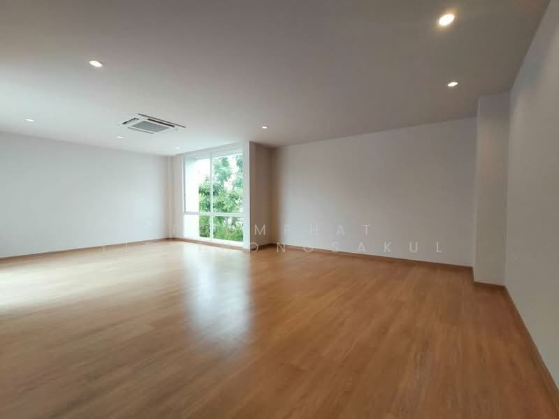 Baan 365 Sukhumvit 77 : บ้าน 365 สุขุมวิท 77, กรุงเทพ, Soi On Nut 46, สวนหลวง, สวนหลวง, กรุงเทพ, 493 ตร.ม., บ้านเดี่ยว ขาย, โดย Poomphat Tienthongsakul, 500196276 - DDproperty.com