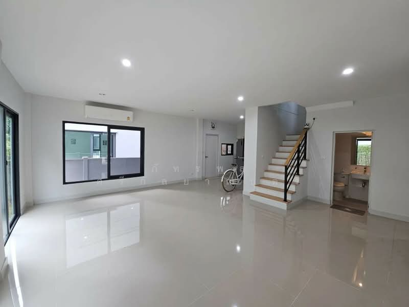 Baan Klang Mueng The Edition Phaholyothin-Ramintra, Bangkok, Theparak Road, Tha Rang, Bang Khen, Bangkok, 3 Bedrooms, 218 sqm, Single Detached House For Sale, by ภัทรพล ศรีกัลยาณบุตร, 500196280 - DDproperty.com