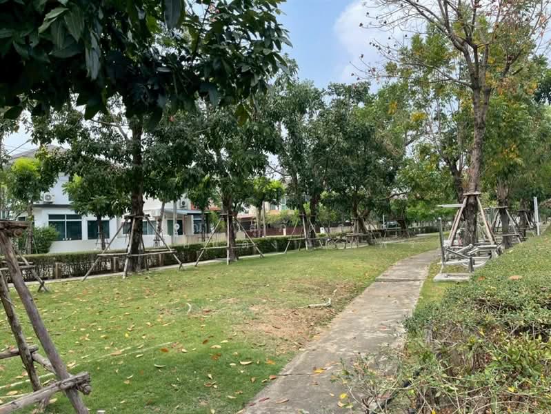 The Trust Kanchanaphisek - Hathairat, Pathum Thani, Hathairat Rd., Bung Kham Proi, Lam Luk Ka, Pathum Thani, 3 Bedrooms, 220 sqm, Single Detached House For Sale, by คุณ สุภัตรา พลอยแดง (แพร), 500196283 - DDproperty.com