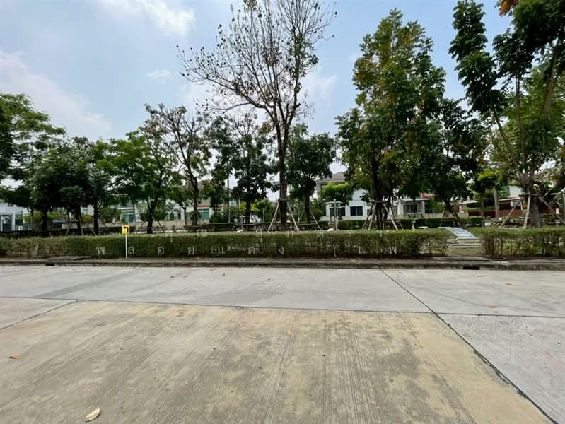 The Trust Kanchanaphisek - Hathairat, Pathum Thani, Hathairat Rd., Bung Kham Proi, Lam Luk Ka, Pathum Thani, 3 Bedrooms, 220 sqm, Single Detached House For Sale, by คุณ สุภัตรา พลอยแดง (แพร), 500196283 - DDproperty.com