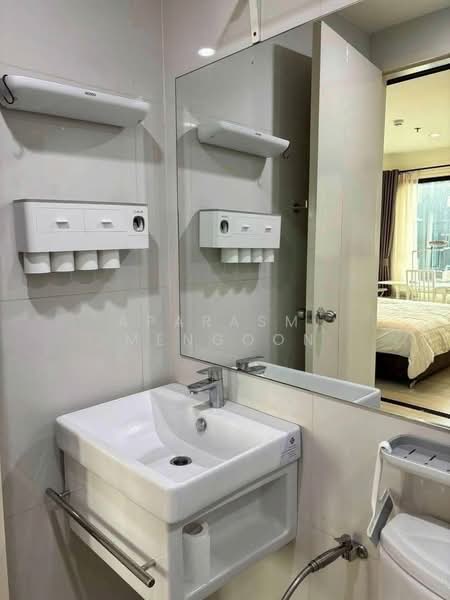 Life Asoke, Bangkok, Asoke-Dindang Road, Bang Kapi, Huai Khwang, Bangkok, 1 Bedroom, 30 sqm, Condo For Rent, by Aparasmi Mengoon, 500196333 - DDproperty.com