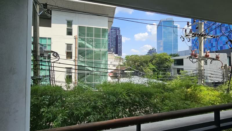 Mode Sukhumvit 61, Bangkok, Sukhumvit 61 Road, Khlong Tan Nua, Watthana, Bangkok, 1 Bedroom, 55 sqm, Condo For Rent, by BANGKOK PROPERTY AGENTS, 500196340 - DDproperty.com