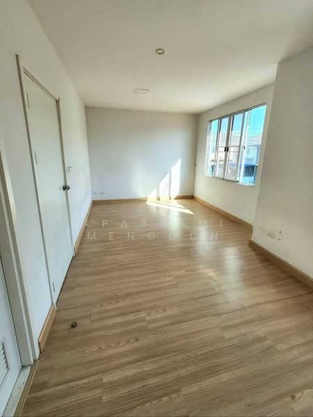 Pruksa Ville 55 Wongwaen-Ramintra, Bangkok, Soi Surao Khlong Nueng 13, Bang Chun, Khlong Sam Wa, Bangkok, 3 Bedrooms, 110 sqm, Townhouse For Sale, by Aparasmi Mengoon, 500196349 - DDproperty.com