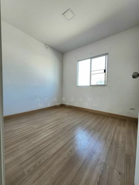 Pruksa Ville 55 Wongwaen-Ramintra, Bangkok, Soi Surao Khlong Nueng 13, Bang Chun, Khlong Sam Wa, Bangkok, 3 Bedrooms, 110 sqm, Townhouse For Sale, by Aparasmi Mengoon, 500196349 - DDproperty.com