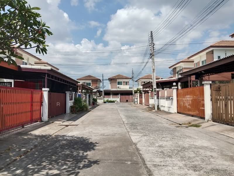 ศรีพูนสุข, ชลบุรี, บึง, ศรีราชา, ชลบุรี, 100 ตร.ม., บ้านแฝด ขาย, โดย The Best Property ชีต้า, 500196354 - DDproperty.com