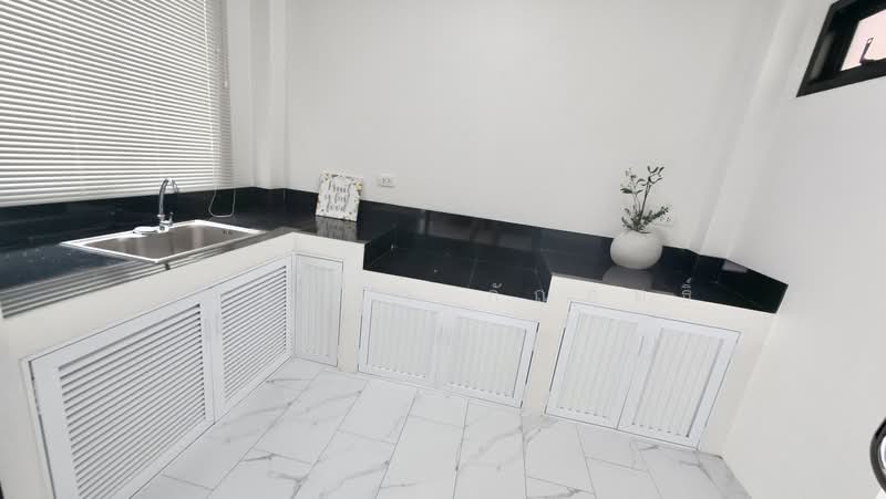 บ้านเดี่ยวสไตล์อังกฤษ, Songkhla, Khlong Hae, Hat Yai, Songkhla, 3 Bedrooms, 250 sqm, Single Detached House For Sale, by ชนิดาภา กัณสุทธิ์, 500196360 - DDproperty.com