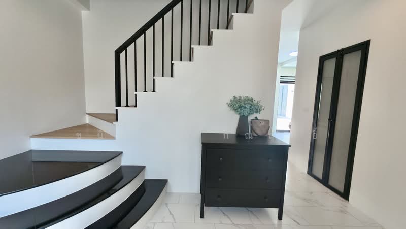 บ้านเดี่ยวสไตล์อังกฤษ, Songkhla, Khlong Hae, Hat Yai, Songkhla, 3 Bedrooms, 250 sqm, Single Detached House For Sale, by ชนิดาภา กัณสุทธิ์, 500196360 - DDproperty.com