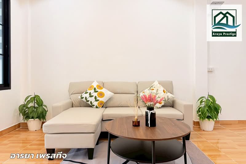 เพชรไพลิน พระยาสุเรนทร์30, กรุงเทพ, บางชัน, คลองสามวา, กรุงเทพ, 86 ตร.ม., ทาวน์เฮ้าส์ ขาย, โดย วิสุทธินี เฉลิมสินสุวรรณ, 500196369 - DDproperty.com