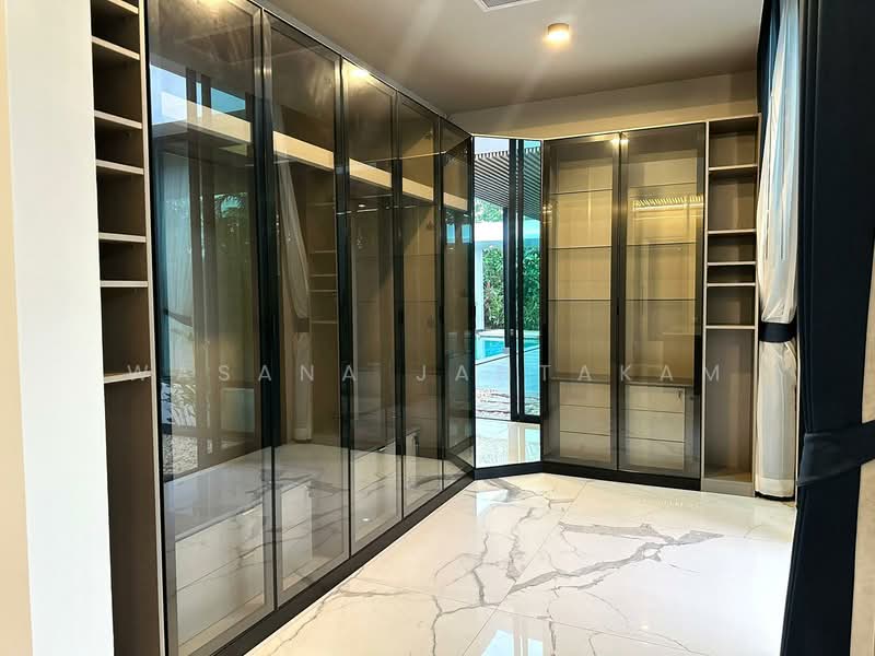 Nai Harn Baan Bua - Baan Varij, Phuket, Rawai, Muang Phuket, Phuket, 4 Bedrooms, 480 sqm, Villa For Sale, by Wasana Jantakam, 500196372 - DDproperty.com