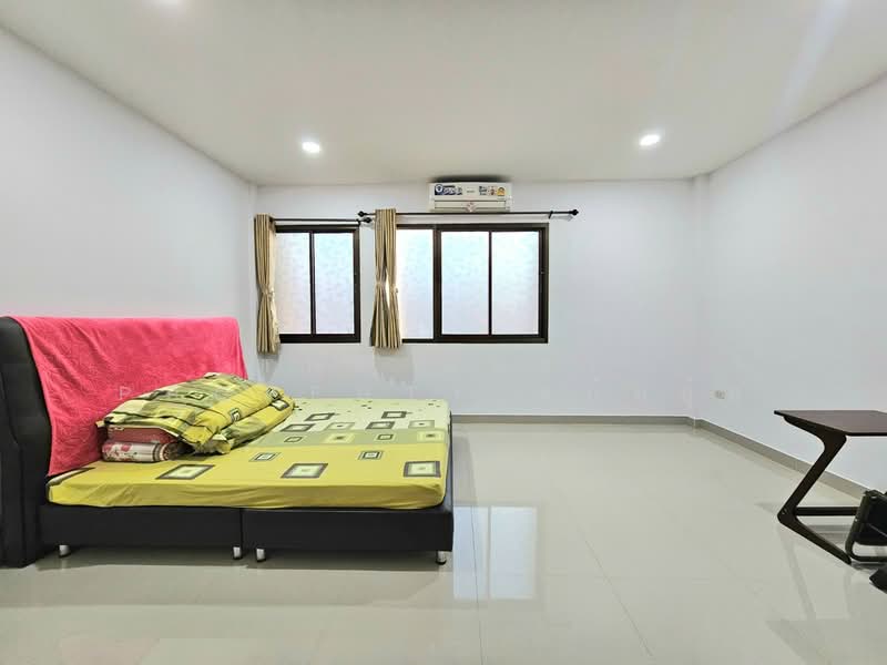 เอส สิริภัสสร 1, Chon Buri (Pattaya), Bang Phra, Si Racha, Chon Buri (Pattaya), 3 Bedrooms, 100 sqm, Townhouse For Sale, by The Best Property แก้มยุ้ย, 500196396 - DDproperty.com