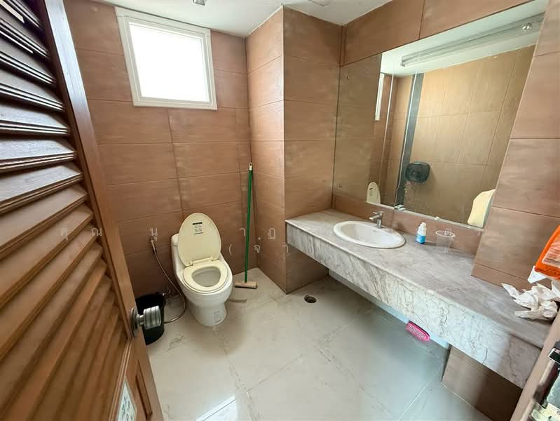 ตึกสำนักงาน 8 ชั้น 75 ตร.ว. ตึกสำนักงาน ซอยศรีนครินทร์40 (ซอยสุภาพงษ์3), Bangkok, ถนนศรีนครินทร์, Nong Bon, Prawet, Bangkok, , 800 sqm, Office Space For Sale, by คุณ นุชนาฏ ปทุมสูตร (จ๋า), 500196406 - DDproperty.com