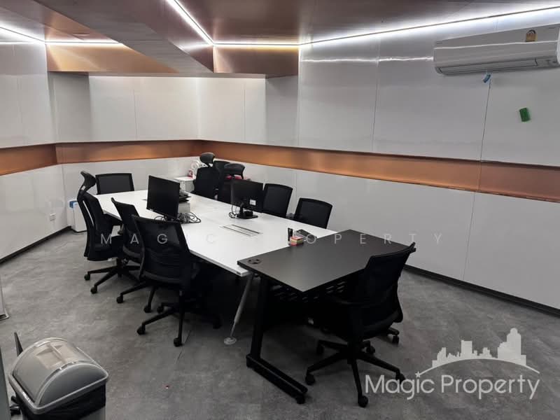 Office Building for Sale in Rama 9, Bangkok, Suan Luang, Suan Luang, Bangkok, , 1,100 sqm, Shophouse For Sale, by Magic Property, 500196426 - DDproperty.com