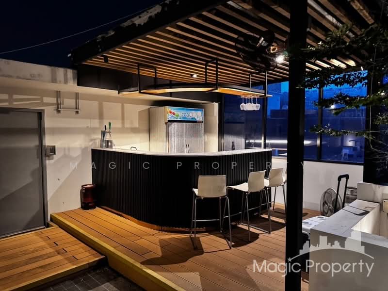 Office Building for Sale in Rama 9, Bangkok, Suan Luang, Suan Luang, Bangkok, , 1,100 sqm, Shophouse For Sale, by Magic Property, 500196426 - DDproperty.com