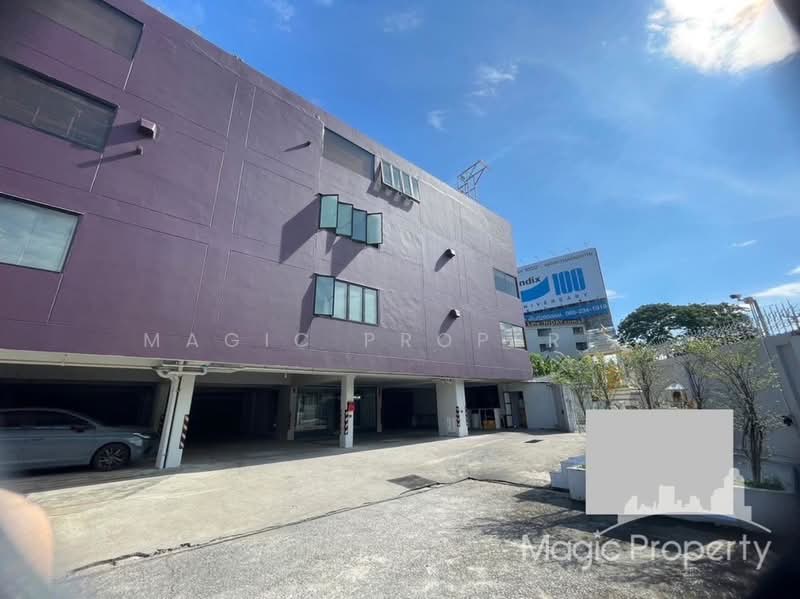 Office Building for Sale in Rama 9, Bangkok, Suan Luang, Suan Luang, Bangkok, , 1,100 sqm, Shophouse For Sale, by Magic Property, 500196426 - DDproperty.com