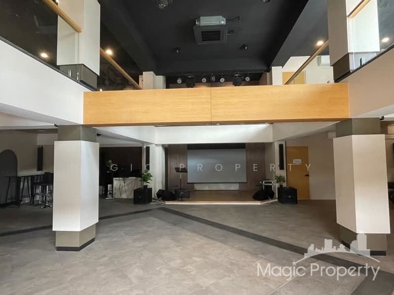 Office Building for Sale in Rama 9, Bangkok, Suan Luang, Suan Luang, Bangkok, , 1,100 sqm, Shophouse For Sale, by Magic Property, 500196426 - DDproperty.com
