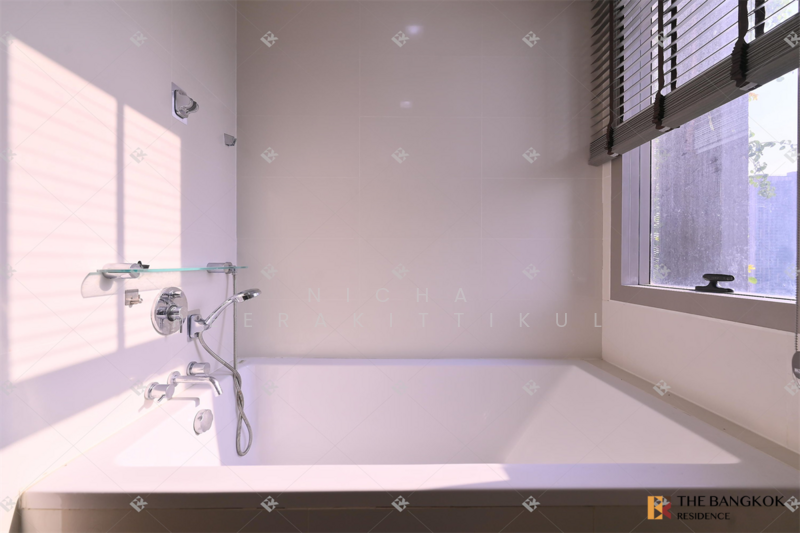 ASHTON Morph 38, Bangkok, 88 Soi Sukhumvit 38, Phra Kanong, Khlong Toei, Bangkok, 2 Bedrooms, 74 sqm, Condo For Rent, by Nicha Peerakittikul, 500196447 - DDproperty.com