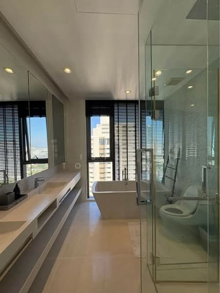 Vittorio 39, Bangkok, 8 Sukhumvit, Khlong Tan Nua, Watthana, Bangkok, 2 Bedrooms, 127 sqm, Condo For Rent, by Isika Tonkham, 500196474 - DDproperty.com