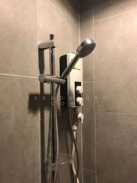 C Ekkamai, Bangkok, 888 Soi Sukhumvit 63, Sukhumvit Road, Khlong Tan Nua, Watthana, Bangkok, 1 Bedroom, 30 sqm, Condo For Sale, by Jesadakorn Cohn, 500196480 - DDproperty.com