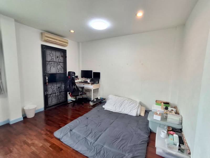 ช่อชัยพฤกษ์2 ตลิ่งชัน, Bangkok, Taling Chan, Taling Chan, Bangkok, 4 Bedrooms, 100 sqm, Townhouse For Sale, by The Best Property นุช, 500196510 - DDproperty.com