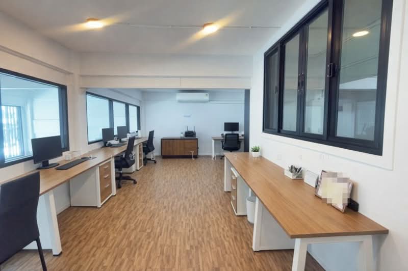 ซอยสุขุมวิท 50 ถนนสุขุมวิท ซอยย่อย สวัสดี 4 แขวงพระโขนง เขตคลองเตย กทม. 10110, กรุงเทพ, สุขุมวิท, พระโขนง, คลองเตย, กรุงเทพ, 1,300 ตร.ม., บ้านเดี่ยว ขาย, โดย สง่าชัย ไทรทองคำ, 500196525 - DDproperty.com