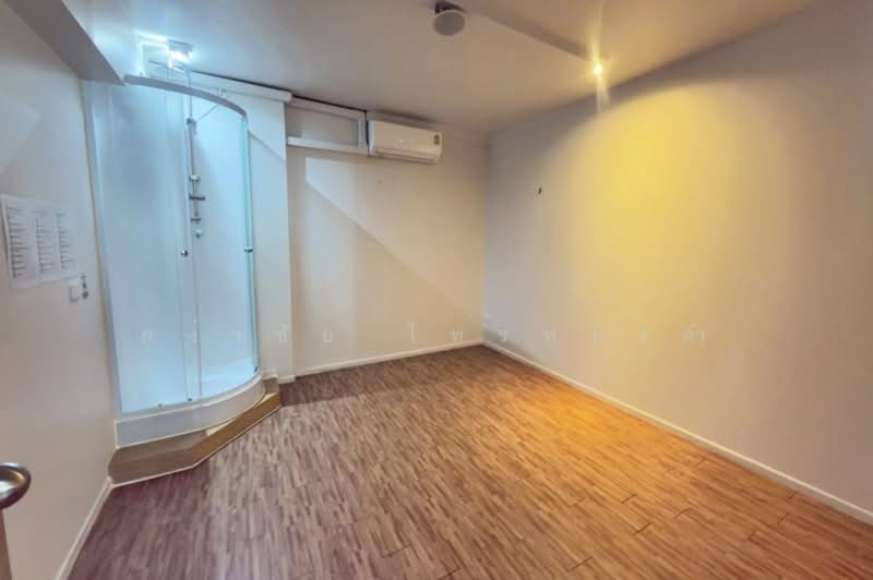 ซอยสุขุมวิท 50 ถนนสุขุมวิท ซอยย่อย สวัสดี 4 แขวงพระโขนง เขตคลองเตย กทม. 10110, กรุงเทพ, สุขุมวิท, พระโขนง, คลองเตย, กรุงเทพ, 1,300 ตร.ม., บ้านเดี่ยว ขาย, โดย สง่าชัย ไทรทองคำ, 500196525 - DDproperty.com