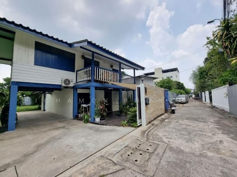 2-BR House, Bangkok, Bang Chak, Phra Khanong, Bangkok, 2 Bedrooms, 120 sqm, Single Detached House For Sale, by Pichamon Boonchit, 500196530 - DDproperty.com