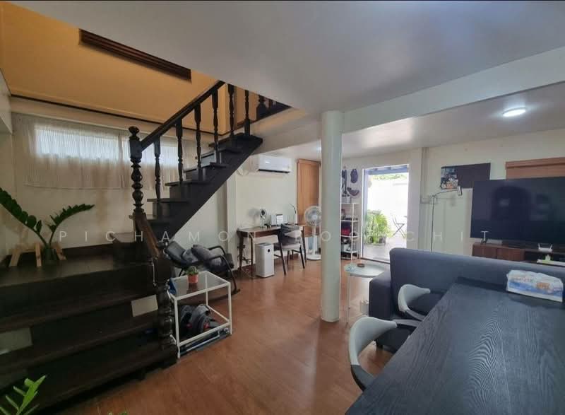 บ้าน 2-ห้องนอน, กรุงเทพ, บางจาก, พระโขนง, กรุงเทพ, 120 ตร.ม., บ้านเดี่ยว ขาย, โดย Pichamon Boonchit, 500196530 - DDproperty.com