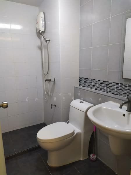 Dcondo Charan-Bang Khun Non, Bangkok, Bang Khun Non 14 Alley, Bang Khun Non, Bangkok Noi, Bangkok, 1 Bedroom, 30 sqm, Condo For Rent, by กำพนธ์ อัศวศิริวิลาศ, 500196552 - DDproperty.com