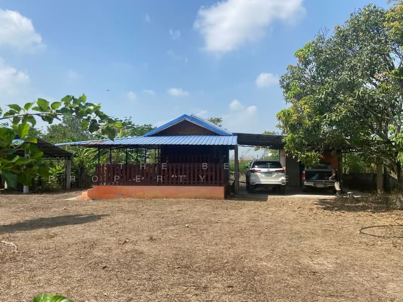 For Sale - ที่ดินพร้อมสิ่งปลูกสร้างหนองใหญ่ ชลบุรี, Chon Buri (Pattaya)