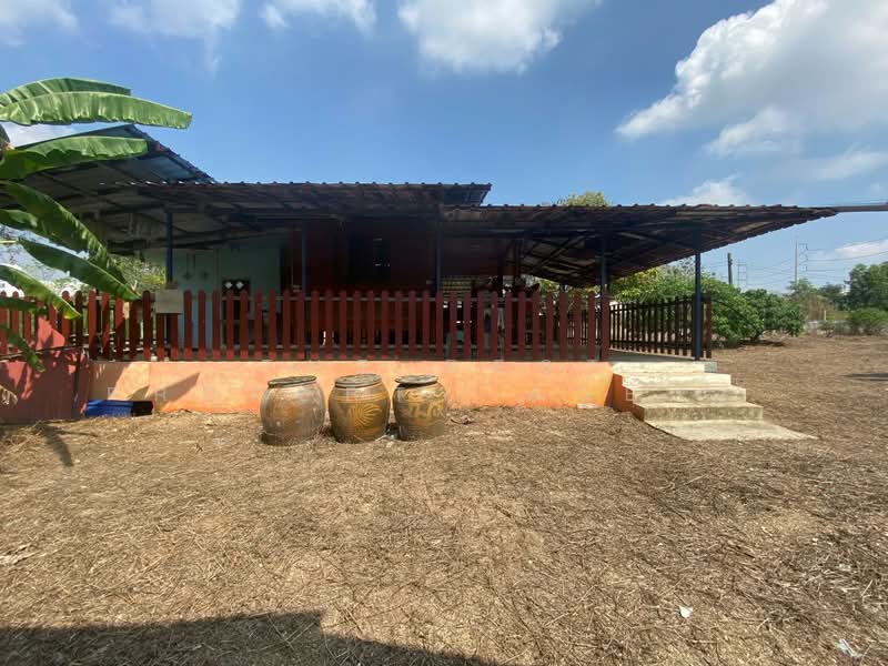 For Sale - ที่ดินพร้อมสิ่งปลูกสร้างหนองใหญ่ ชลบุรี, Chon Buri (Pattaya)