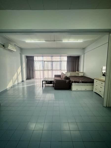 5-Story Commercial Building for Rent in Samrong, near the Green and Yellow BTS Lines (SPSAD3878), Samut Prakan, JHVV+PW8 Samrong Nuea, Mueang Samut Prakan District, Samut Prakan, Thepharak, Muang Samut Prakarn, Samut Prakan, , 365 sqm, Shophouse For Rent, by Agent Pla, 500196574 - DDproperty.com