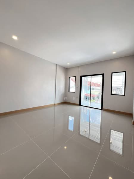 Baan Wongchai Nakorn, Nonthaburi, Soi Yothathikan, Nonthaburi 2023, Bang Rak Yai, Bang Bua Thong, Nonthaburi, 2 Bedrooms, 175 sqm, Townhouse For Sale, by NRagent, 500196575 - DDproperty.com