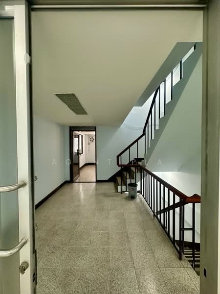 6-Story Commercial Building for Rent near Samrong BTS Station (SPSAD3880), Samut Prakan, JHVV+5PG Samrong Nuea, Mueang Samut Prakan District, Samut Prakan, Samrong Nua, Muang Samut Prakarn, Samut Prakan, , 365 sqm, Shophouse For Rent, by Agent Pla, 500196613 - DDproperty.com