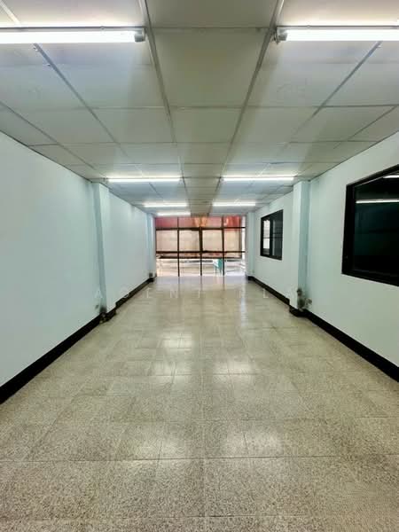 6-Story Commercial Building for Rent near Samrong BTS Station (SPSAD3880), Samut Prakan, JHVV+5PG Samrong Nuea, Mueang Samut Prakan District, Samut Prakan, Samrong Nua, Muang Samut Prakarn, Samut Prakan, , 365 sqm, Shophouse For Rent, by Agent Pla, 500196613 - DDproperty.com