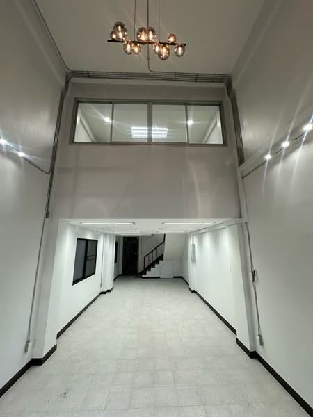 6-Story Commercial Building for Rent near Samrong BTS Station (SPSAD3880), Samut Prakan, JHVV+5PG Samrong Nuea, Mueang Samut Prakan District, Samut Prakan, Samrong Nua, Muang Samut Prakarn, Samut Prakan, , 365 sqm, Shophouse For Rent, by Agent Pla, 500196613 - DDproperty.com