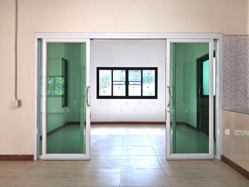 บ้านเดี่ยวตรอน อุตรดิตถ์, Uttaradit, Wang Daeng, Tron, Uttaradit, 3 Bedrooms, 120 sqm, Single Detached House For Sale, by The Best Property ตุ๋ม, 500196624 - DDproperty.com