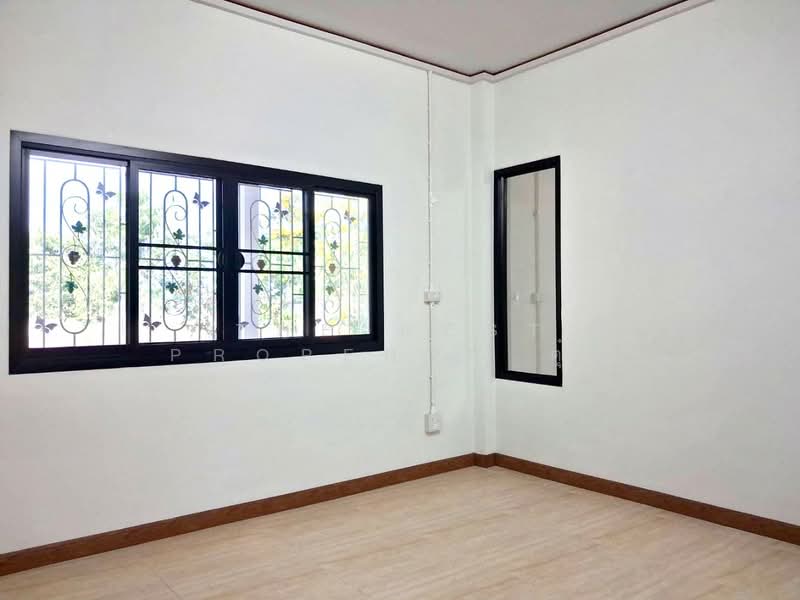 บ้านเดี่ยวตรอน อุตรดิตถ์, Uttaradit, Wang Daeng, Tron, Uttaradit, 3 Bedrooms, 120 sqm, Single Detached House For Sale, by The Best Property ตุ๋ม, 500196624 - DDproperty.com