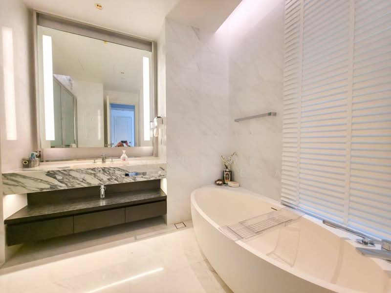 Four Seasons Private Residences : โฟร์ ซีซั่นส์ ไพรเวท เรสสิเด้นซ์, กรุงเทพ, 300 ถนนเจริญกรุง, ยานนาวา, สาทร, กรุงเทพ, 120 ตร.ม., คอนโด ให้เช่า, โดย Porntiwa Srikoedmeesak, 500196626 - DDproperty.com