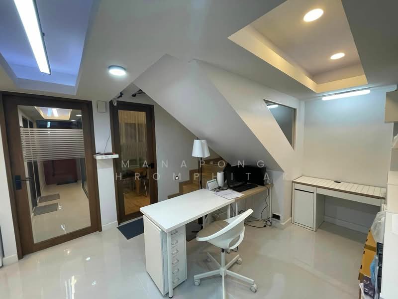 ทาวน์เฮ้าส์ 3-ห้องนอน, กรุงเทพ, หัวหมาก, บางกะปิ, กรุงเทพ, 220 ตร.ม., ทาวน์เฮ้าส์ ขาย, โดย Manapong Phromphitak, 500196627 - DDproperty.com