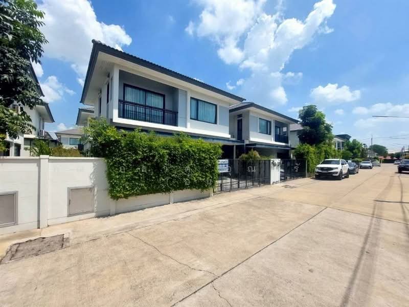 Grand Britania Khukhot Station : แกรนด์ บริทาเนีย คูคต สเตชั่น, Pathum Thani, Lam Luk Ka, Lam Luk Ka, Pathum Thani, 3 Bedrooms, 150 sqm, Semi-Detached House (Twin House) For Sale, by คุณ ภควัต อุณหรัตน์ (อ้น), 500196634 - DDproperty.com