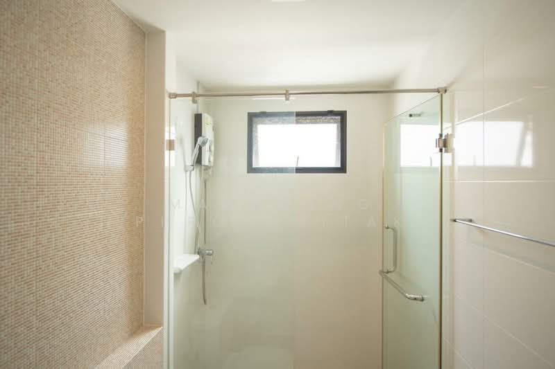 Landmark Ekamai-Ramindra, Bangkok, Sukhonthasawat Road, Lat Phrao, Lat Phrao, Bangkok, 3 Bedrooms, 168 sqm, Townhouse For Sale, by Manapong Phromphitak, 500196635 - DDproperty.com