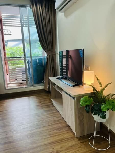 The Kris Ratchada 17, Bangkok, Inthamara 45 Alley, Din Daeng, Din Daeng, Bangkok, 1 Bedroom, 26 sqm, Condo For Rent, by กำพนธ์ อัศวศิริวิลาศ, 500196662 - DDproperty.com