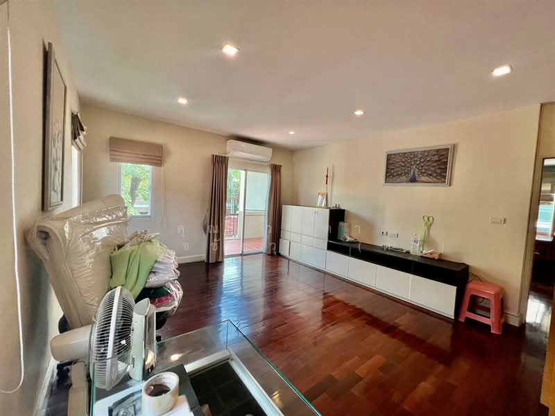 Grand Canal Prachachuen, Nonthaburi, Prachachuen Road, Bang Talat, Pak Kret, Nonthaburi, 4 Bedrooms, 300 sqm, Single Detached House For Sale, by คุณ วนิดา ศิริสุขชัยวุฒิ (ดา), 500196664 - DDproperty.com