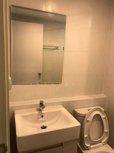 Chewathai Hallmark Ladprao-Chokchai 4, Bangkok, 959 Sangkhom Songkhor Road, Saphan Song, Wang Thonglang, Bangkok, 1 Bedroom, 26 sqm, Condo For Rent, by Agentbkk, 500196667 - DDproperty.com