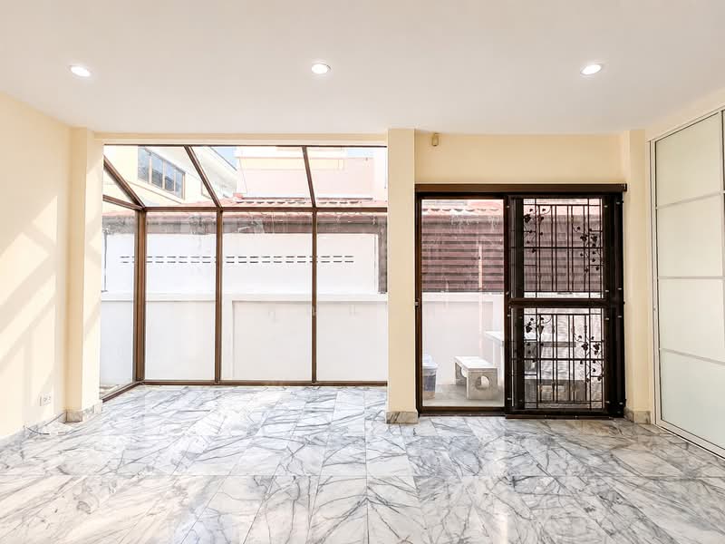 ขายบ้านเดี่ยว 2 ชั้น ปฐวีกาญจน์ ประชาชื่น–แจ้งวัฒนะ | ใกล้เซ็นทรัลแจ้งวัฒนะ เมืองทองธานี, นนทบุรี, บ้านใหม่, ปากเกร็ด, นนทบุรี, 260 ตร.ม., บ้านเดี่ยว ขาย, โดย คุณแนต, 500196686 - DDproperty.com