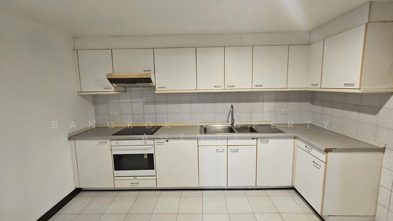 Liang Garden, Bangkok, 218 Soi Sri Nakhon Khwaeng, Chong Nonsi, Yan Nawa, Bangkok, 3 Bedrooms, 180 sqm, Condo For Rent, by BANGKOK PROPERTY AGENTS, 500196703 - DDproperty.com