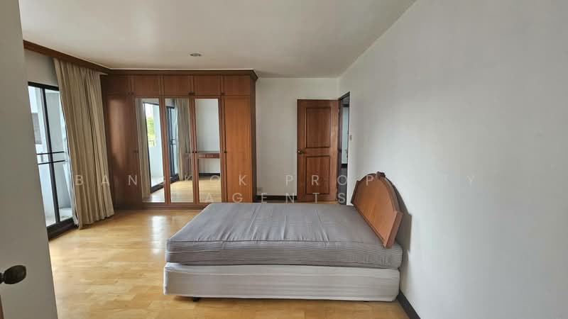 Liang Garden, Bangkok, 218 Soi Sri Nakhon Khwaeng, Chong Nonsi, Yan Nawa, Bangkok, 3 Bedrooms, 180 sqm, Condo For Rent, by BANGKOK PROPERTY AGENTS, 500196703 - DDproperty.com