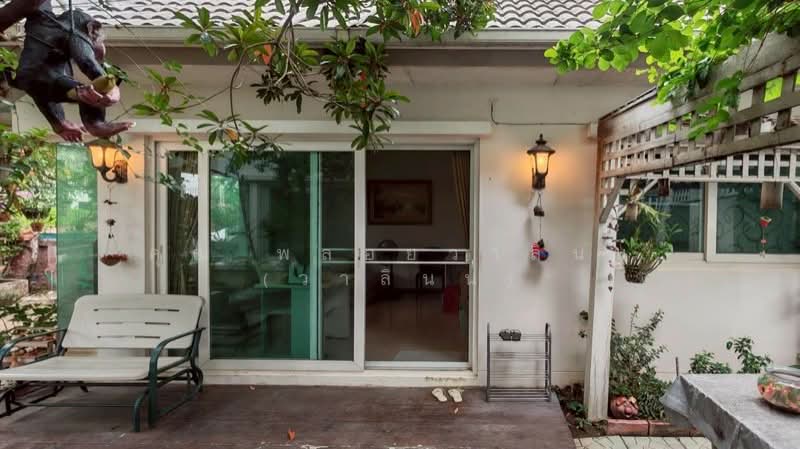 Laddarom Ratchapruek Rattanathibet 2, Nonthaburi, 99 Moo 1 Om Kret, Om Kret, Pak Kret, Nonthaburi, 5 Bedrooms, 550 sqm, Single Detached House For Sale, by คุณ พลอยวาลินน์ (วาลินน์), 500196713 - DDproperty.com