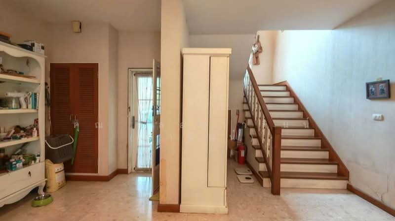 Laddarom Ratchapruek Rattanathibet 2, Nonthaburi, 99 Moo 1 Om Kret, Om Kret, Pak Kret, Nonthaburi, 5 Bedrooms, 550 sqm, Single Detached House For Sale, by คุณ พลอยวาลินน์ (วาลินน์), 500196713 - DDproperty.com