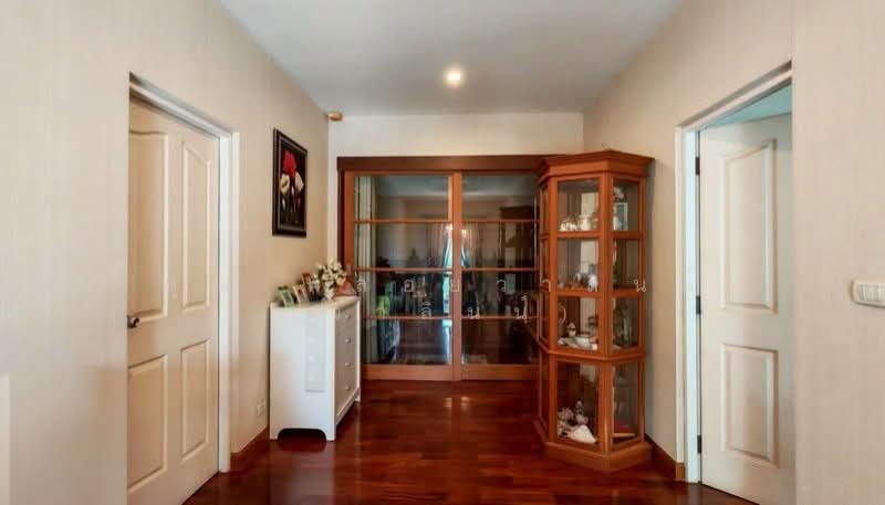 Laddarom Ratchapruek Rattanathibet 2, Nonthaburi, 99 Moo 1 Om Kret, Om Kret, Pak Kret, Nonthaburi, 5 Bedrooms, 550 sqm, Single Detached House For Sale, by คุณ พลอยวาลินน์ (วาลินน์), 500196713 - DDproperty.com